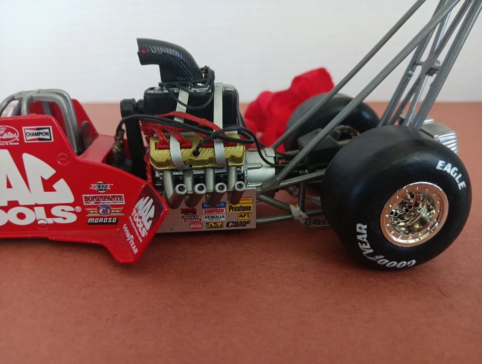 Mac Tool Dragster 1: 24 比例 — 第 4/4 张图片