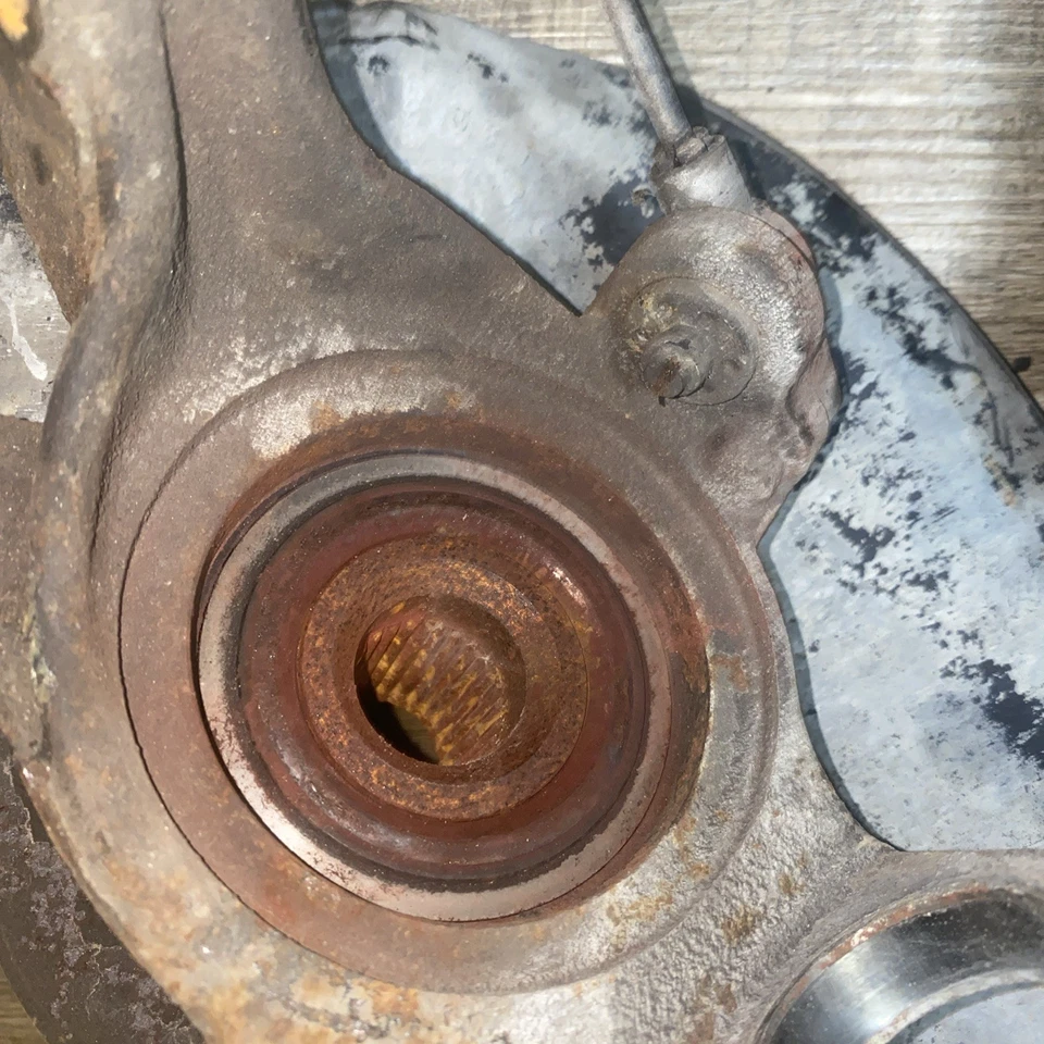 Acura RSX Type S DC5 Left Right Both Front Spindle Knuckle Fits 2002-2004  - Image 3 of 4