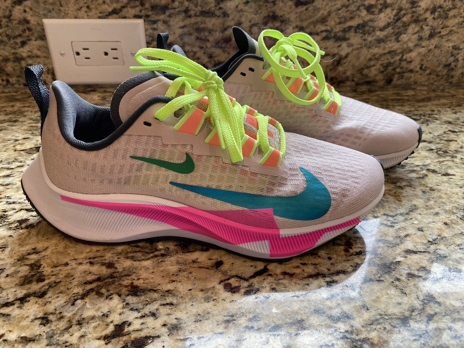 nike air zoom pegasus 37 rose
