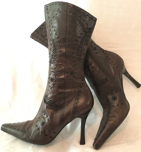 Mid Calf Leather Lovely Boots Size 
