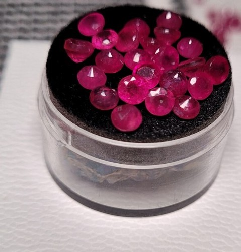 10 Ruby Round Cut Loose Faceted Natural Treated Gems 3mm Pieces Loose Rubies - Picture 2 of 3