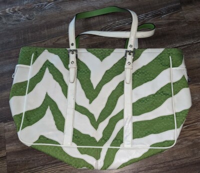 Coach A06Q 1862 green and white zebra striped signature logo