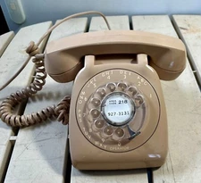 VINTAGE TAN  ROTARY TELEPHONE-AUTOMATIC NORTHLAKE  ELECTRIC