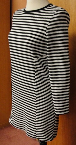 Darling Topshot Black & White Striped Dress, Size 8 - Picture 3 of 8