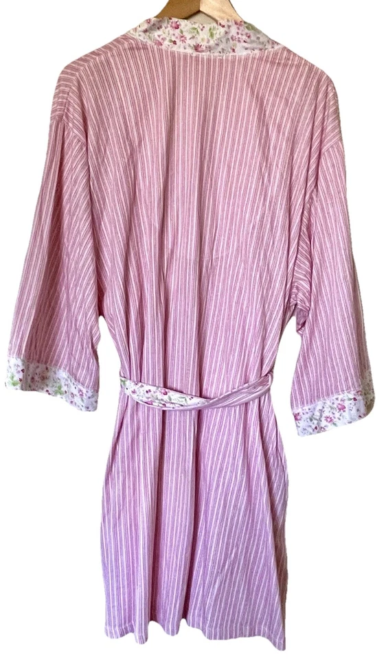 Bata kimono a rayas con ribete floral talla XL bolsillos algodón Aria para mujer  Foto 2 de 4