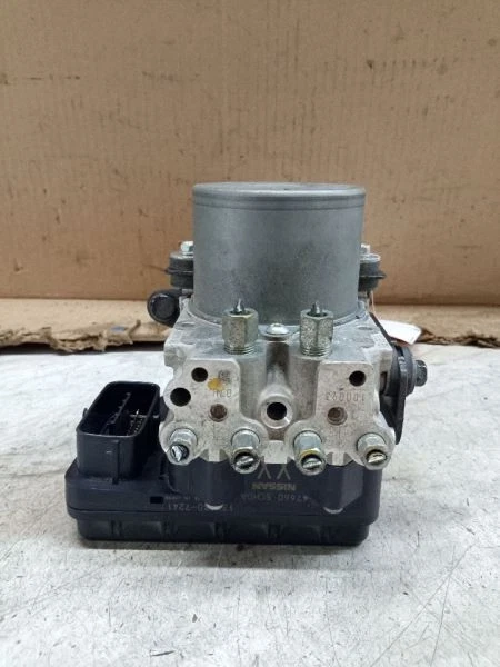 Conjunto de piezas de freno antibloqueo tracción trasera para Infiniti Q60 190204 18-19 Foto 4 de 4