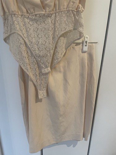 Vintage Emanuel Ungaro Skirt SZ 6/40 Top body suit lace SZ 4/28 Set Cream/Beige - Picture 9 of 23