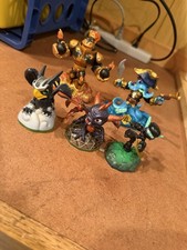 Lot of 5 Skylander Figures Mixed Characters Activision Untested