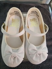Vintage Baby Deer White Dress Shoes Size 4 New W/box