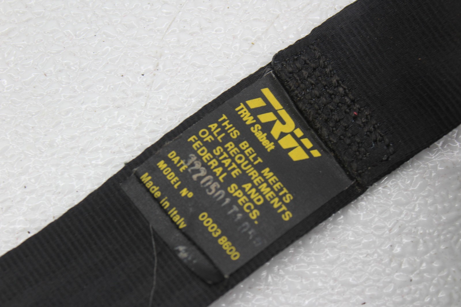 99-01 FERRARI 456 M LH LEFT REAR SIDE SEAT BELT BUCKLE