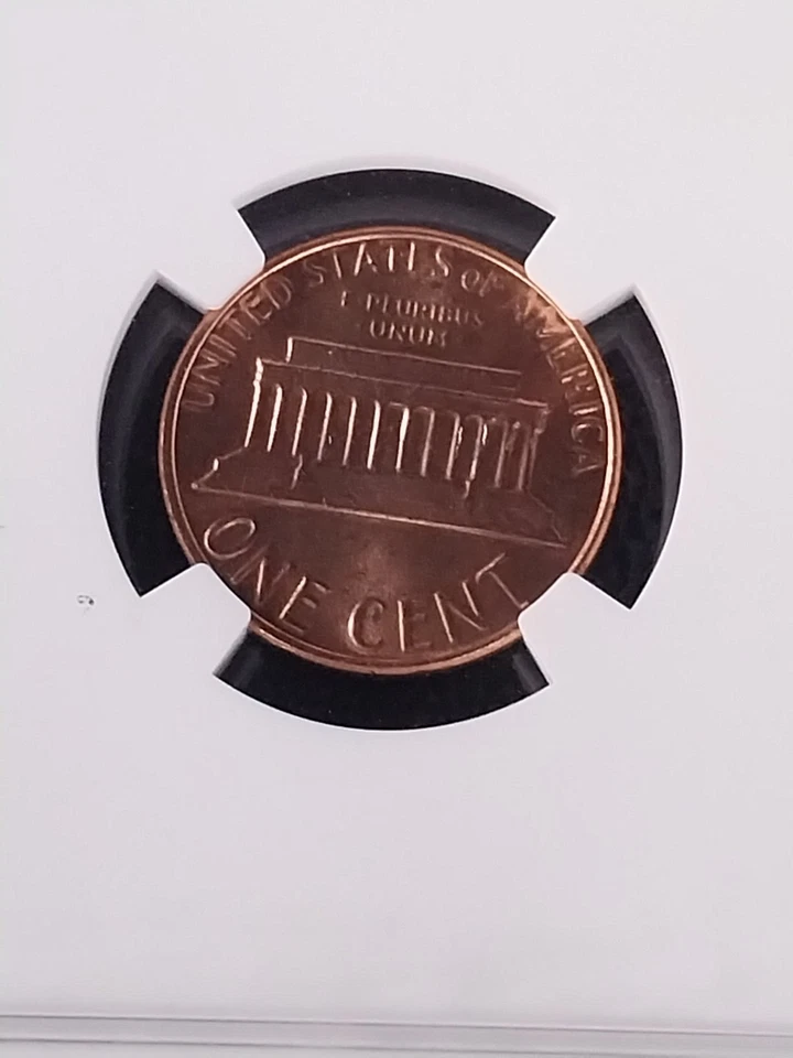 1982-D Large Date Bronze LINCOLN MEMORIAL CENT 1C - Image 3 of 4