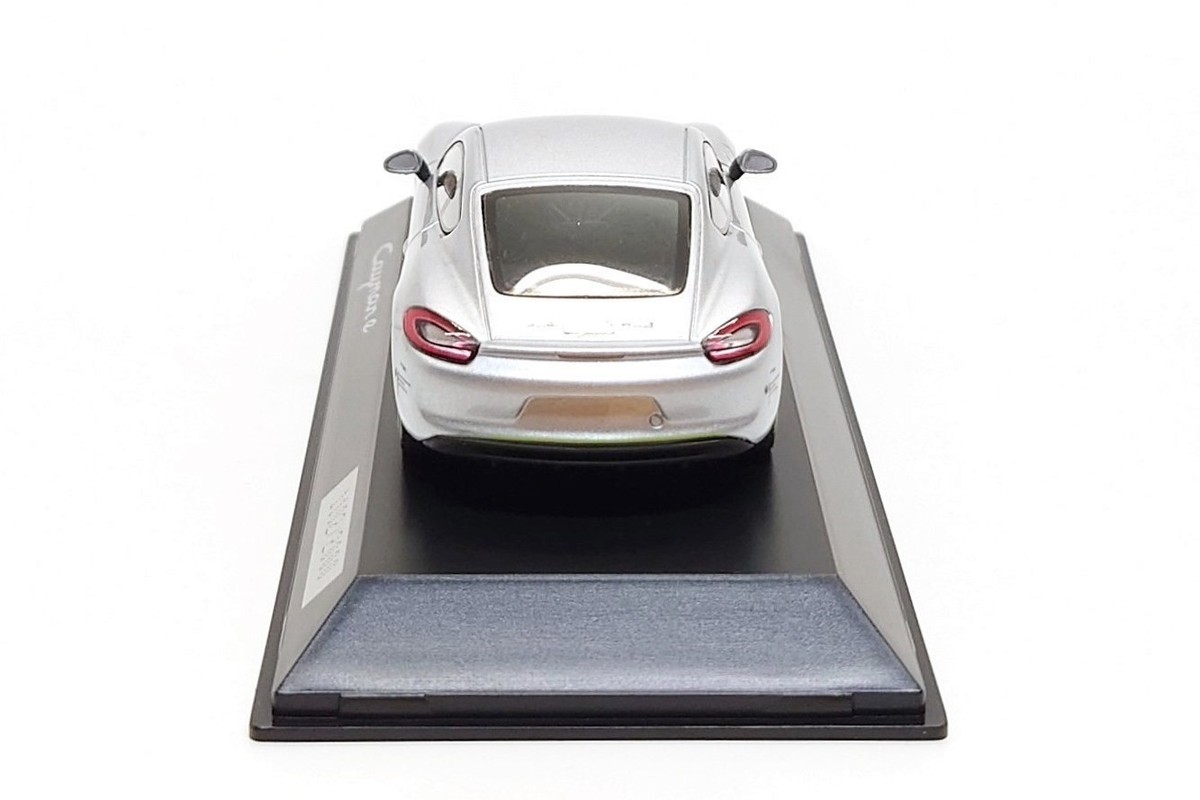 Spark 1:43 Porsche Cayman e (981) in Rhodium Silver Metallic