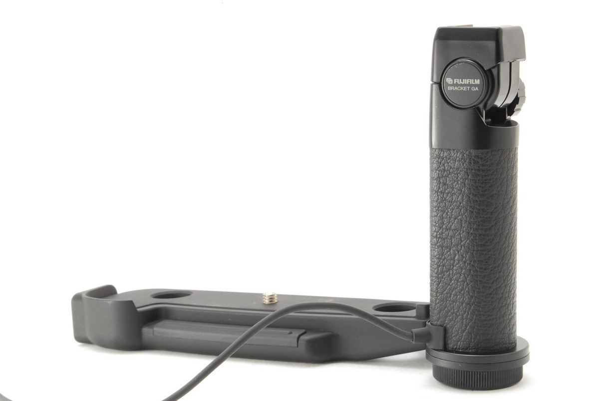 【美品】フジフィルム Fuji Grip Bracket GA645 NEAR MINT] Fuji Fujifilm Grip Flash Shoe Bracket for GA645