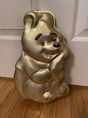 Vintage Wilton Disney Winnie the Pooh Honey Baking Cake Pan
