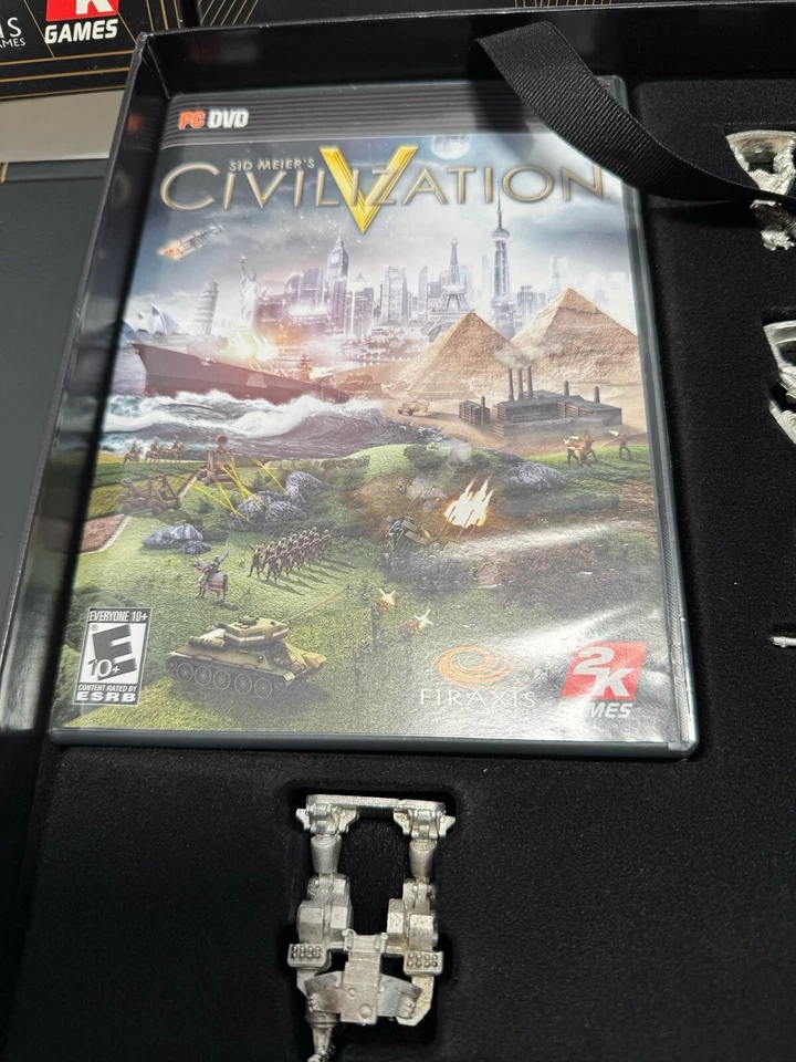 Sid Meier's Civilization V Special Edition w/ Figures Sealed Game / DVDs - Image 4 of 4