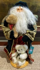 Vintage Boyds Santa Claus Kringlefrost Figure 16” With Two Plush Boyds Bears New