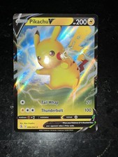 Pokemon TCG Pikachu V 086/264 Fusion Strike Ultra Raro Holo Near Mint NM