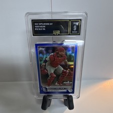 Top Yadier Molina Cards to Collect 36
