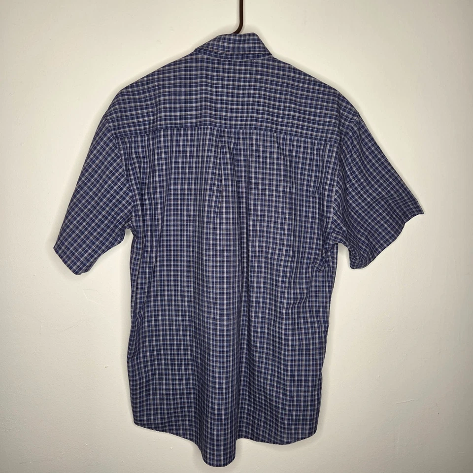 Chesterfield Men’s Button-Up Shirt Medium 15-15½ Blue Plaid Wrinkle-Resistant - Image 3 of 3