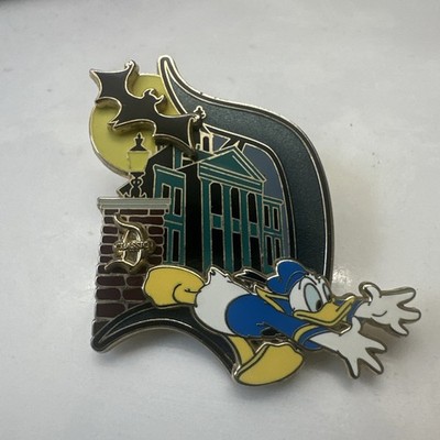 RARE 2011 Disneyland Classic  D  Collection Haunted Mansion Donald Duck D pin