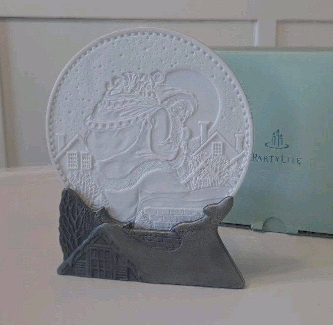 Partylite Santa Tea light Candleholder Lithopane Disc P7665 Back Lit Christmas