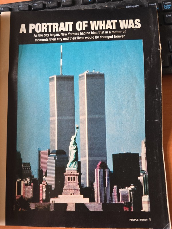 People Magazine Sept 11 2001 The Day That Shook America 9/11 Terrorist Attack