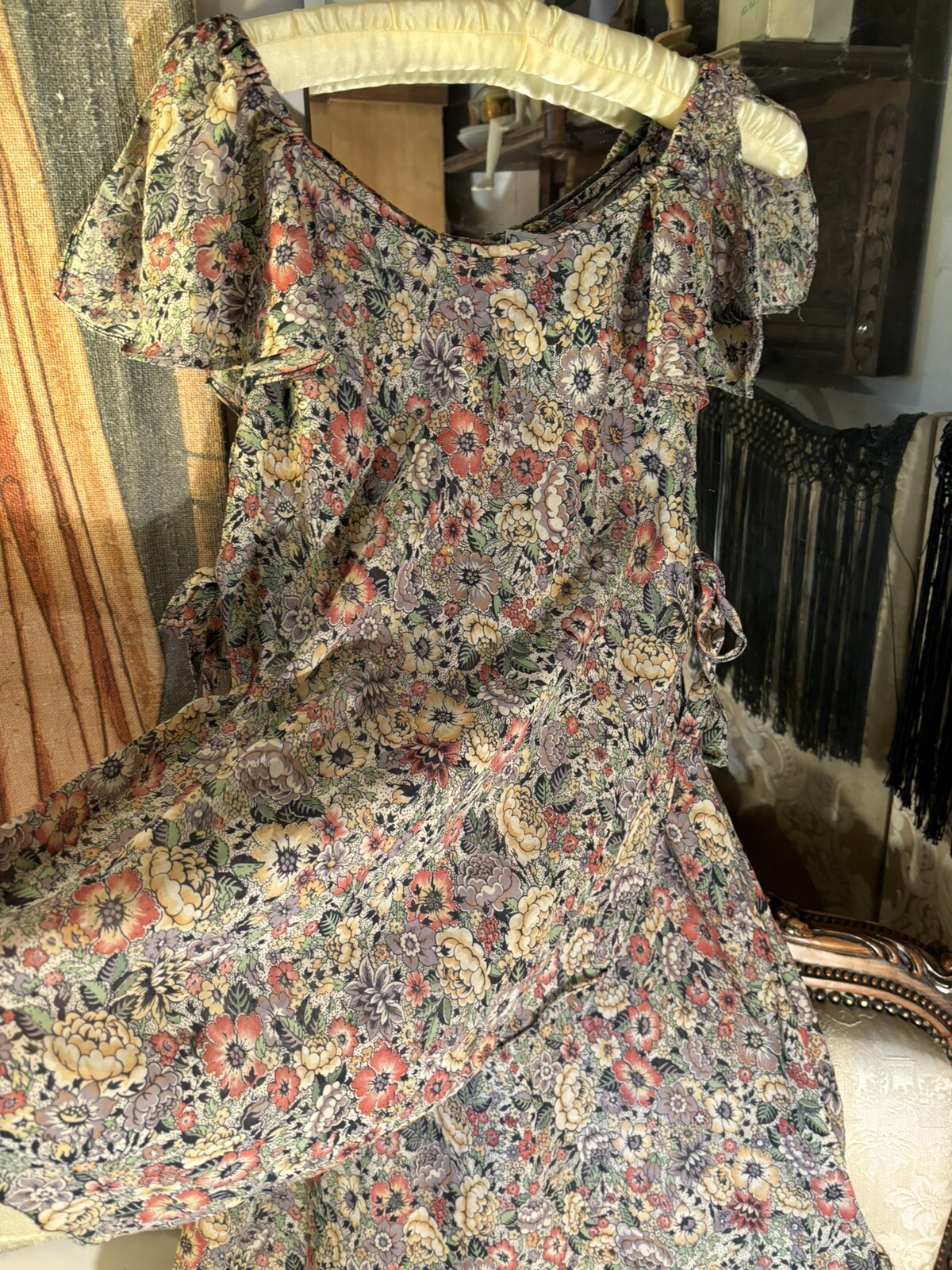 Liberty Fabric Hildebrand Tabard Dress 36bx43lgth. Unusual. Vintage 70