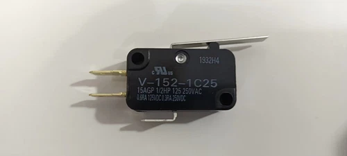 5 PCS NEW Omron Travel Limit Micro Switch V-152-1C25 