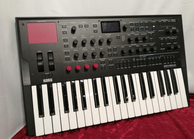 KORG MODWAVE MK2 MKII WAVETABLE SYNTHESIZER With Adapter