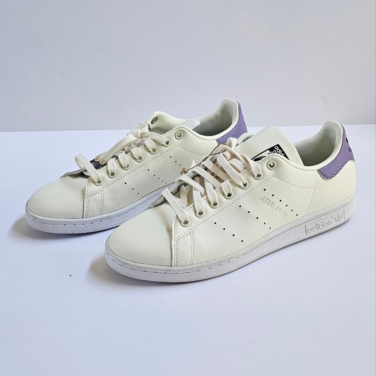 上品 クラッシック! Adidas Stan Smith Women's INSPIRED BY 70S adidas Originals Stan Smith Off White/Mag Lilac/Core Black