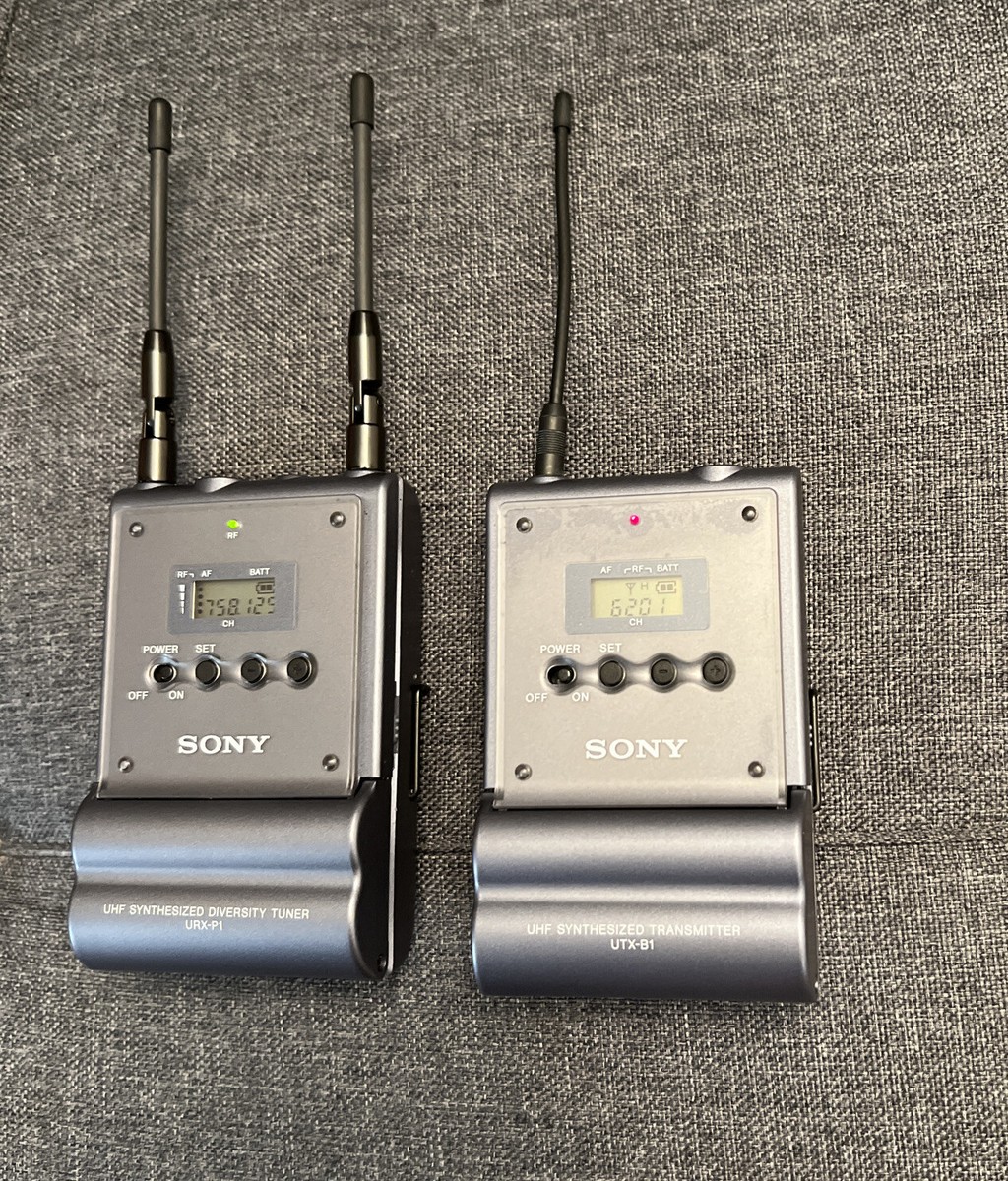 Sony URX-P1 UTX B1 Wireless UHF Diversity Tuner & Receiver Sony URX-P1 UTX B1 Wireless UHF Diversity Tuner & Receiver