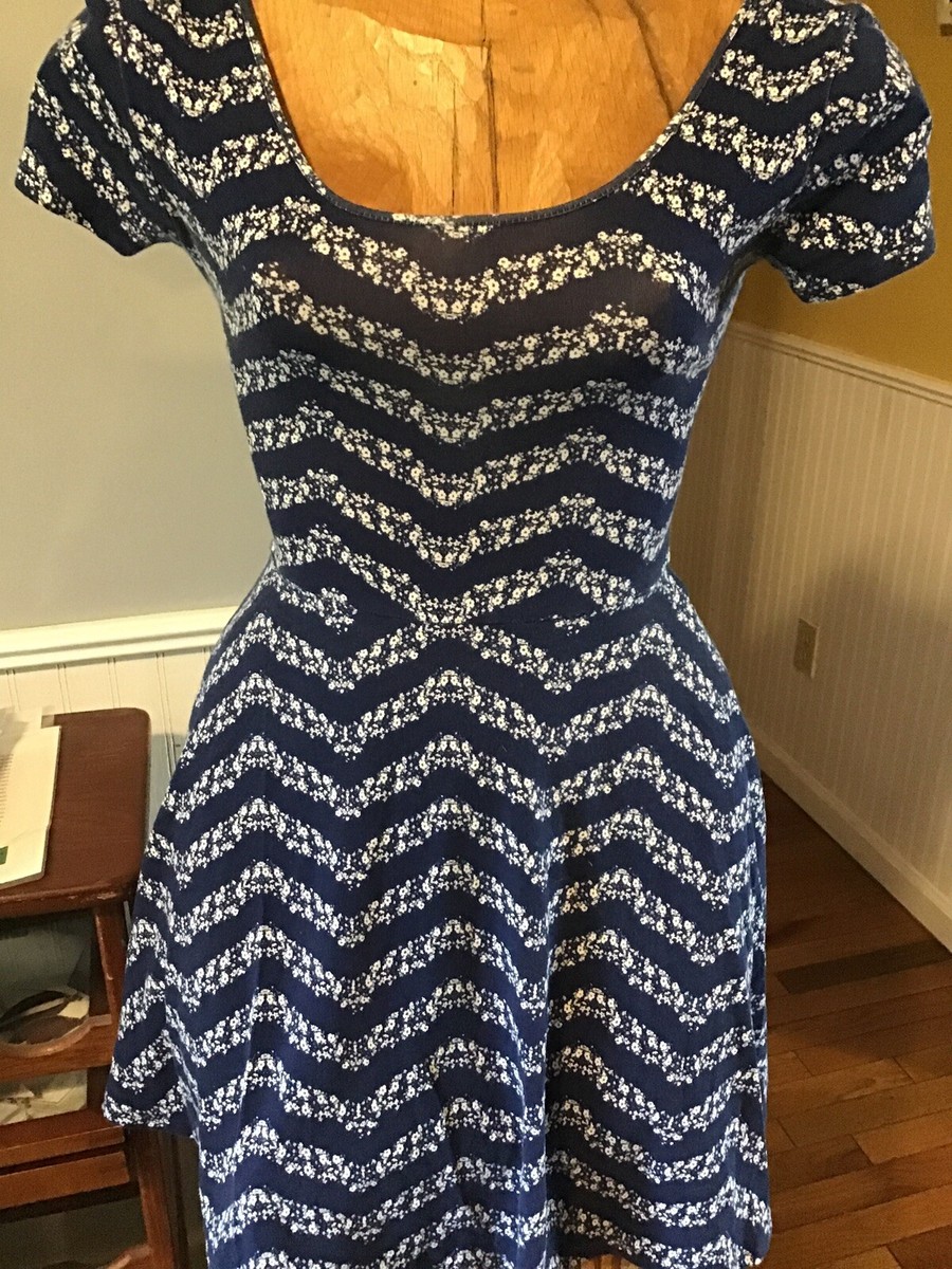 charlotte russe blue floral dress Charlotte Russe High-Low, Cold Shoulder Dress Size Small Gorgeous Blue Floral