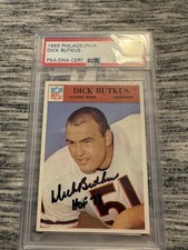 1966 Philadelphia Dick Butkus Signed Rookie Card HOF 79 #31 PSA  Autograph NM 7. rookie card picture