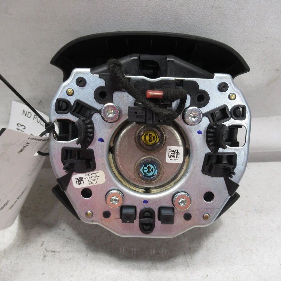 2017 2018 2019 2020 2021 2022 2023 Chrysler 300 Wheel Airbag Driver Air Bag OEM - Image 2 of 4