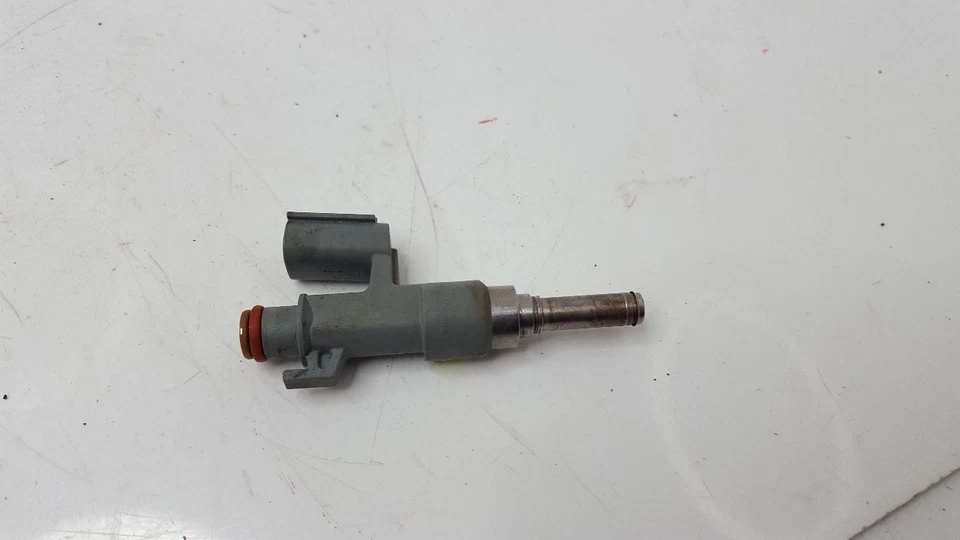 Piezas de inyección de combustible superior del inyector de combustible para 19-23 LEXUS ES300H 1238790 Foto 2 de 3