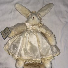 Bunnies By The Bay Frolic Bunny Plush With STAND TAG VINTAGE 2001