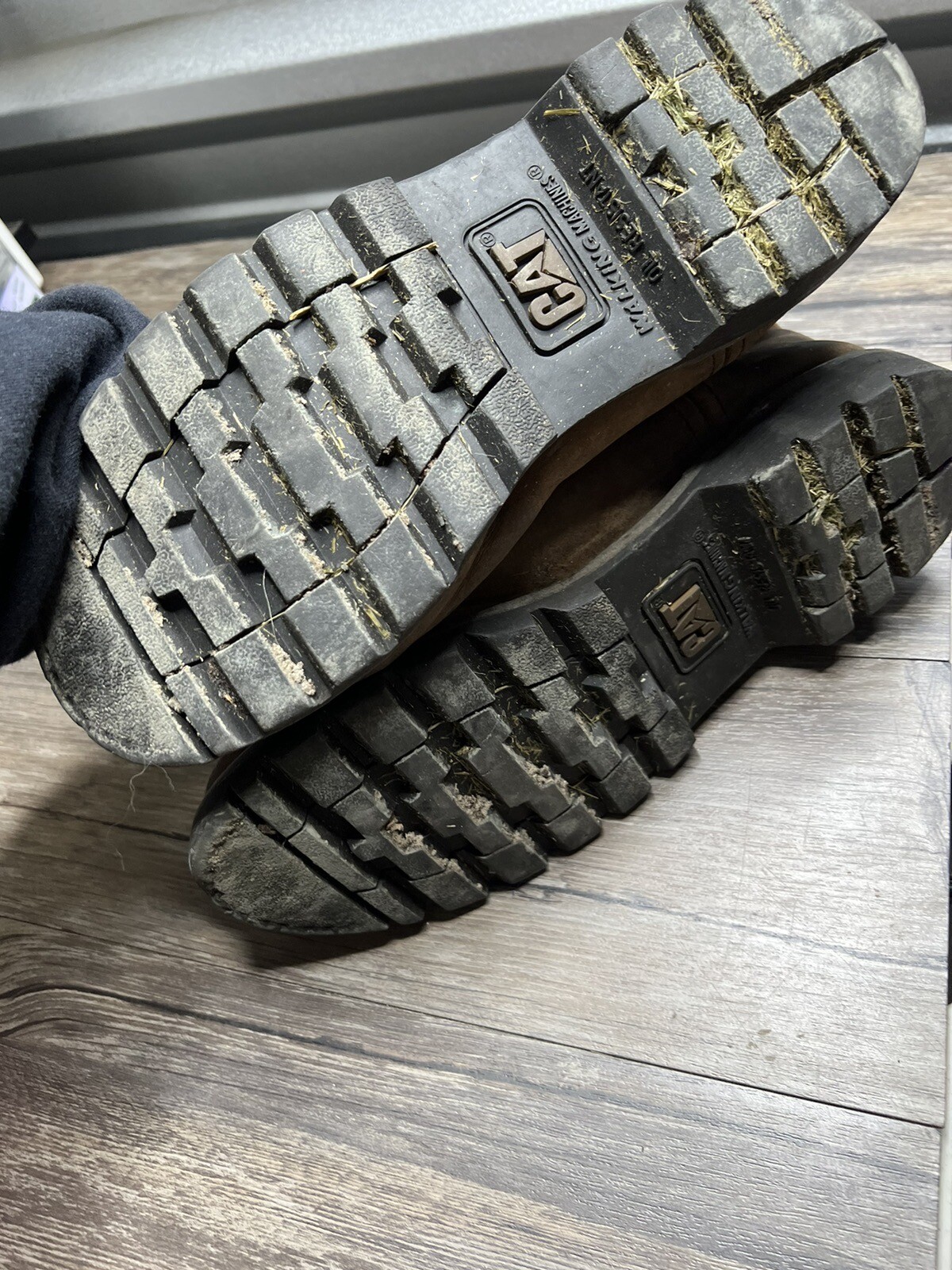 Caterpillar Revolver PullOn Work Boots Men's 8.5 Soft Toe P72191 CAT