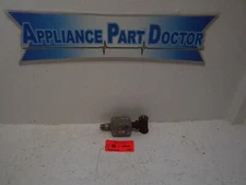 Thermador Range 00488362 Regulator Used