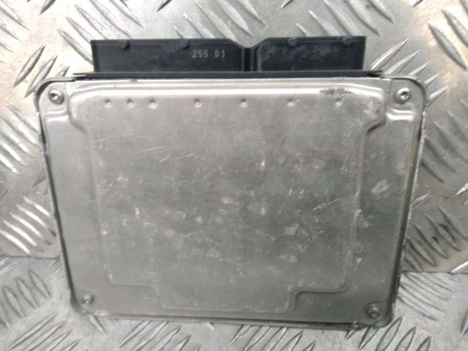 CALCULATEUR MOTEUR ECU Ford Galaxy (WGR) MPV 1.9 TDI (AUY) 2004 1220348 - Immagine 2 di 2