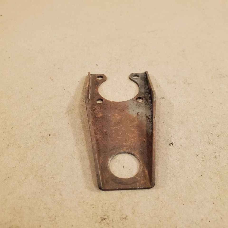 Soporte CARBURADOR CUERPO TÉRMICO OEM 373-117 JAGUAR XK120 XK140 XK150 AUSTIN 100 Foto 2 de 4