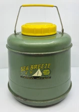 Vintage 1960s-70s Sea Breeze Insulated Picnic Jug with Cap and Handle 1 gallon