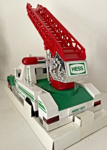 1994 Hess Rescue Truck - New in Box - Picture 6 of 11
