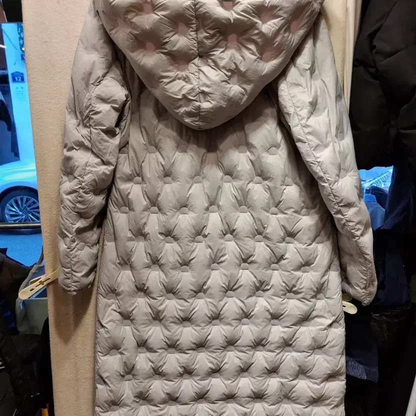 Lightweight Gray Hooded Long Padding Jacket - Win… - image 11