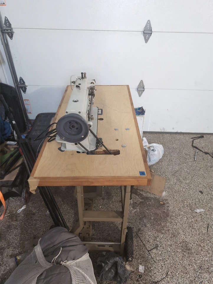 Tacsew T111-155 Industrial Sewing Machine  $1,000 Or best offer - Image 4 of 4