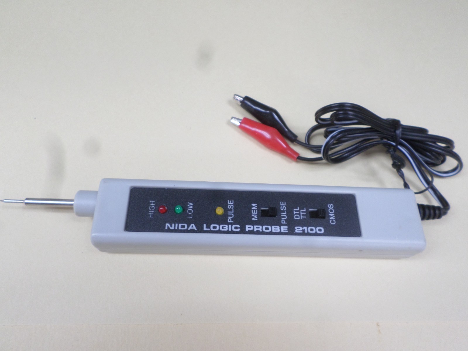 NIDA Logic Probe Model 2100 New Old Stock