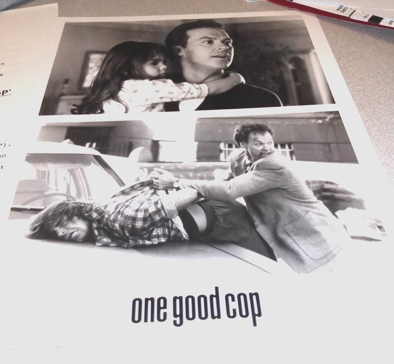 Hollywood Pictures Home Video One Good Cop Michael Keaton press packet + photo