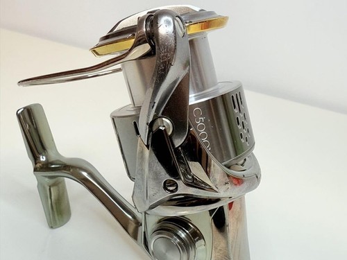 Carrete giratorio de alta gama Shimano 18 Stella C5000Xg engranaje de precisión ligero - Imagen 5 de 10