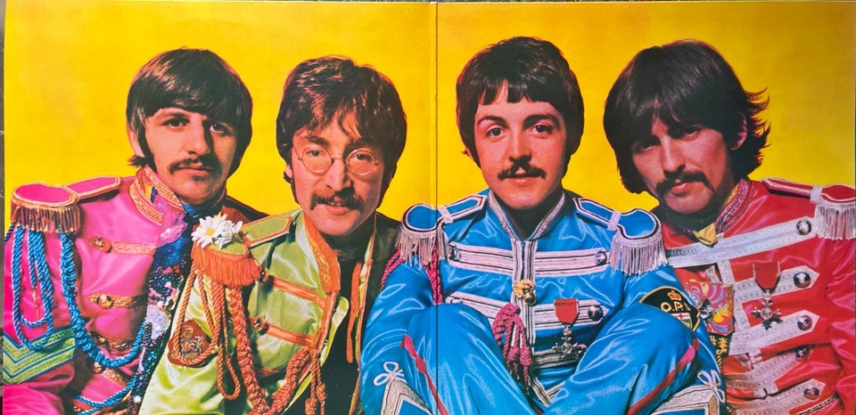 The Beatles Sgt. Pepper's Lonely Hearts Club Band · Lp · 1984, photo 3 of 5