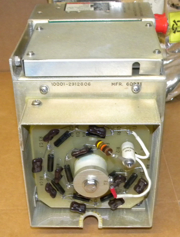 RAYTHEON 3256564 VOLTAGE REGULATOR 6110012558676 - Image 3 of 4