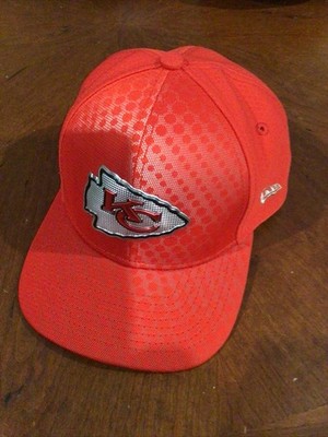 Kansas City Chiefs Emblem  New Era KC Red 9fifty NFL Football Youth Cap Snap